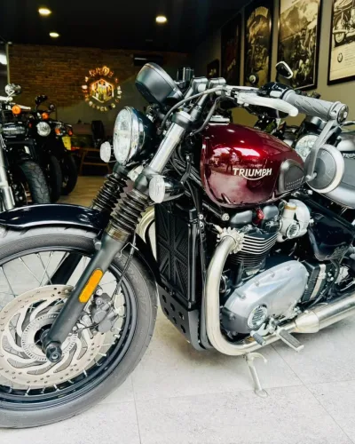 [T9/2026] Triumph Bobber 1200 2017 lướt 2311km