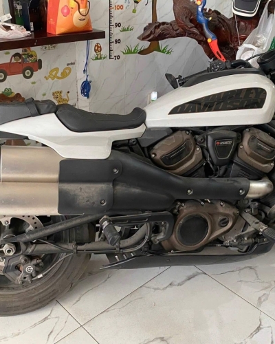 [T6/2026] Harley Sportster S 1250cc 2021 màu hiếm Stone Washed White Pearl odo siêu lướt 400km
