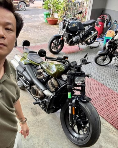 [T3/2025] Harley Davidson Sportster S 1250cc 2022 Mineral Green & BMW 328i 245HP