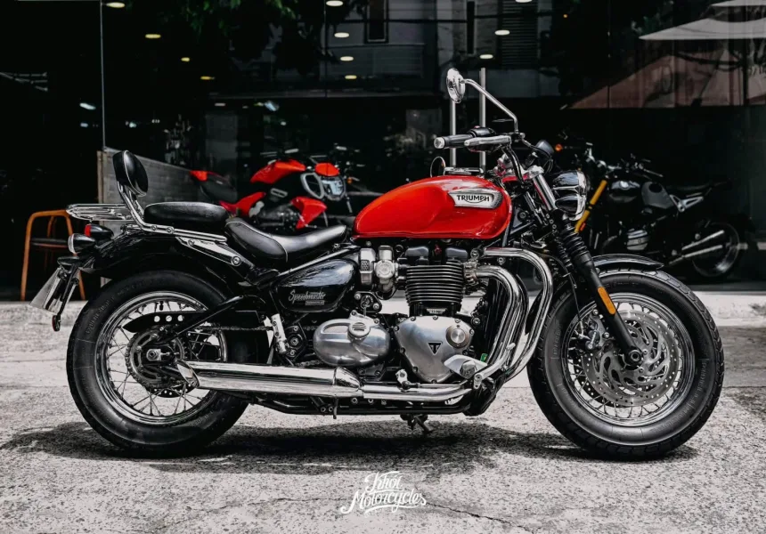 Triumph Speedmaster 1200cc 2019 Cranberry Red odo 21k km