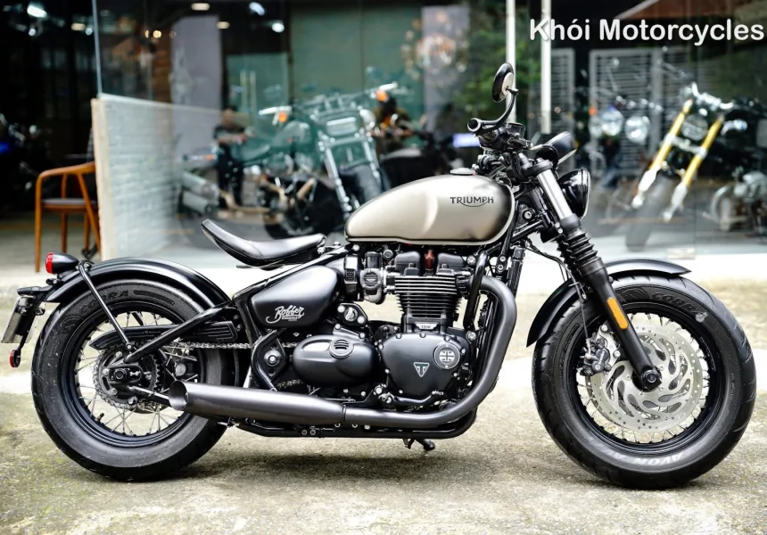 Triumph Bobber Black 1200cc 2020 Matt Ironstone Odo 10k km