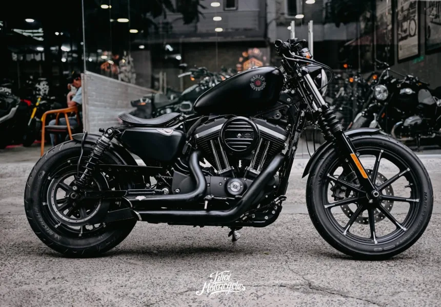 Harley Davidson Iron 883 2020 odo 6k miles