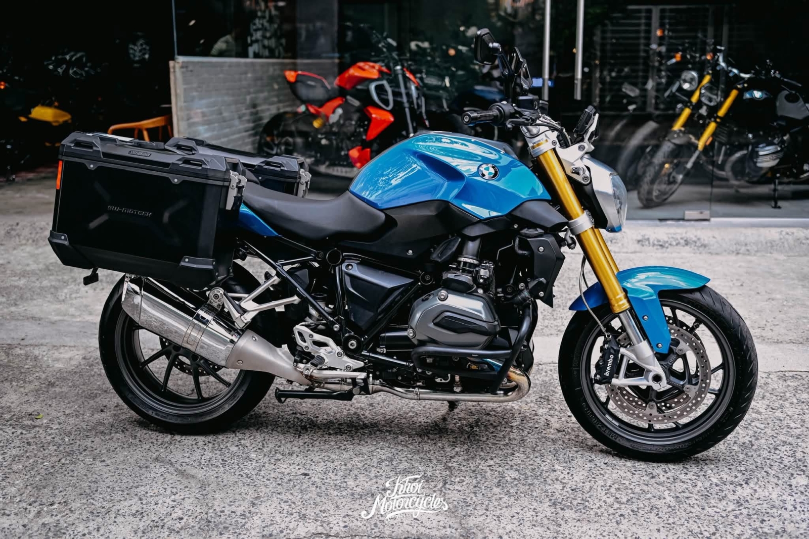 BMW R1200R 2016 xe nhập Đức nguyên chiếc odo 9k km